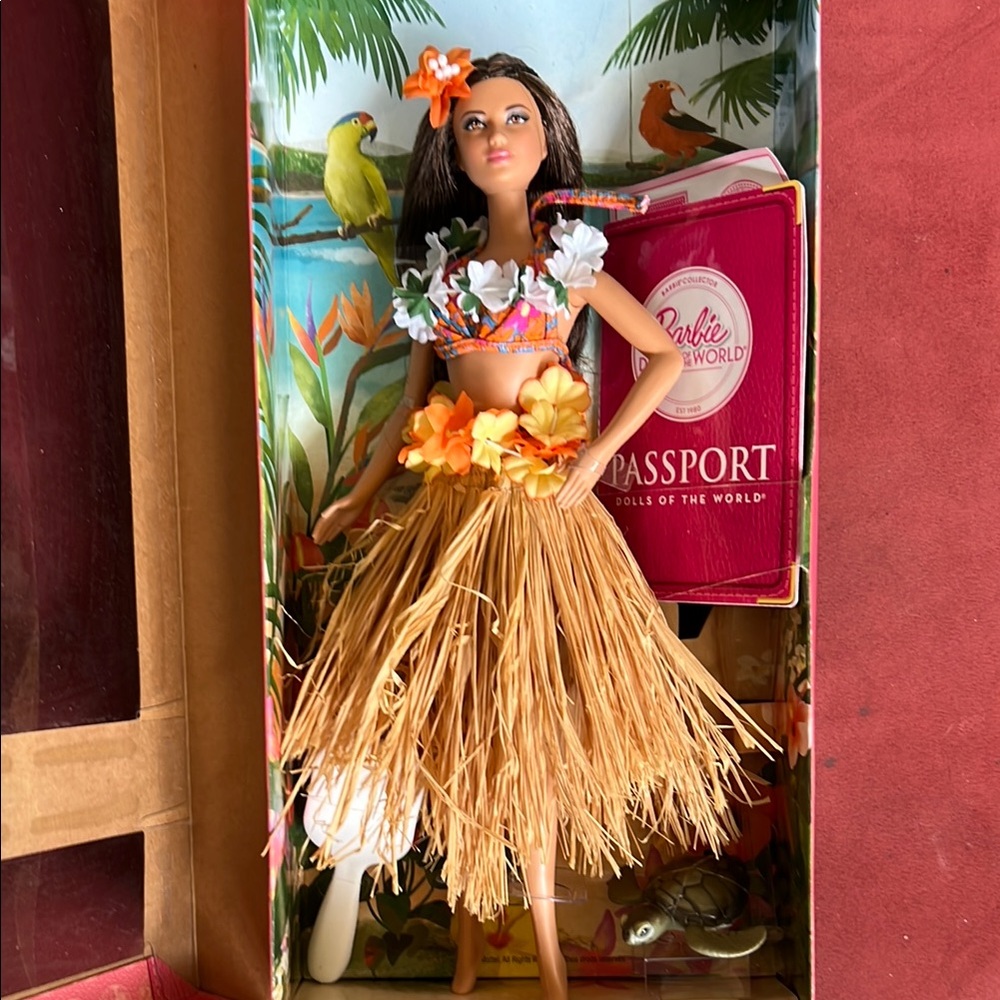 Vintage Hawaii Barbie Hula Doll of the world collector edition